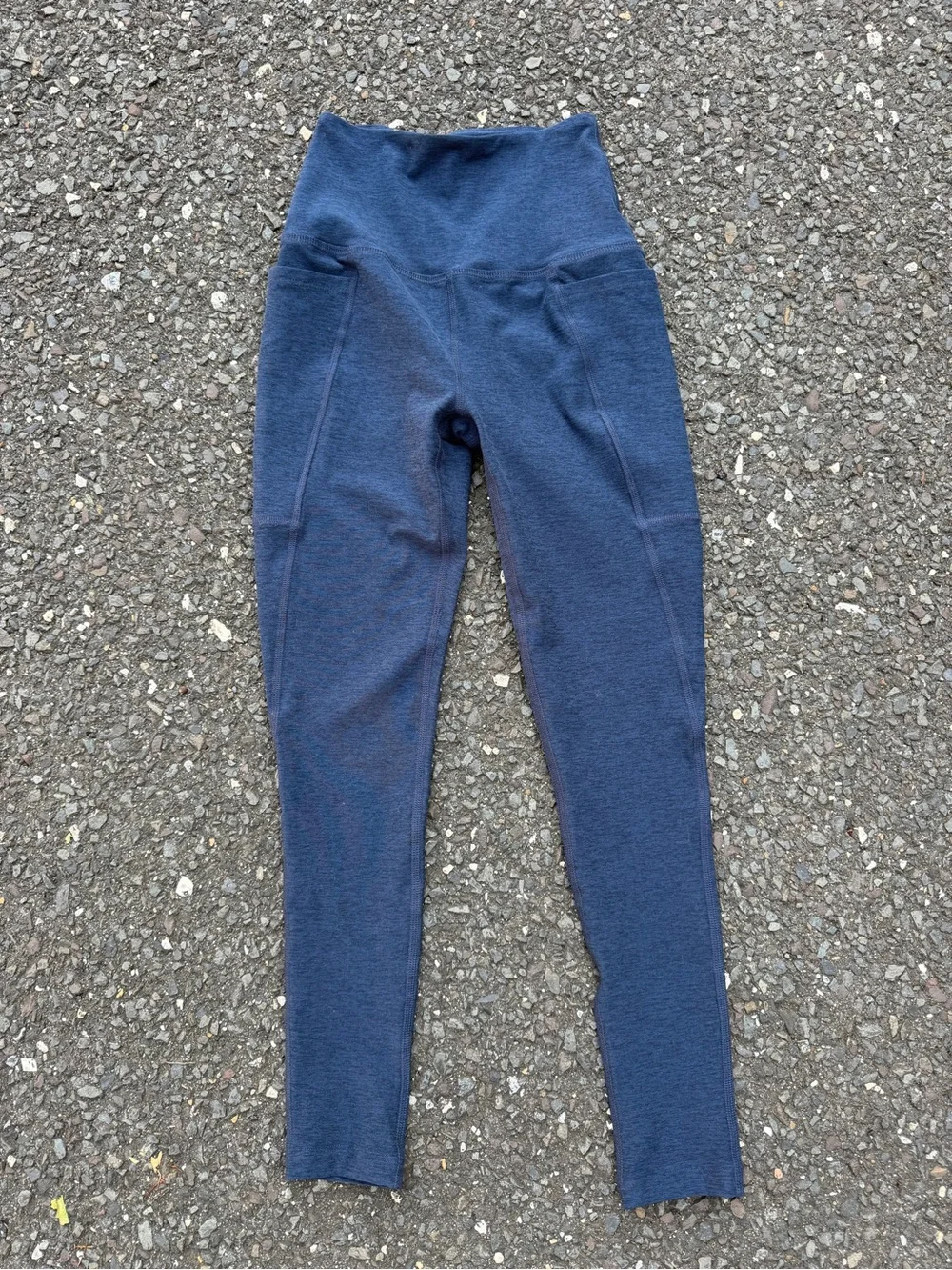 Beyond Yoga Dark Blue High-Rise Pocket Leggings